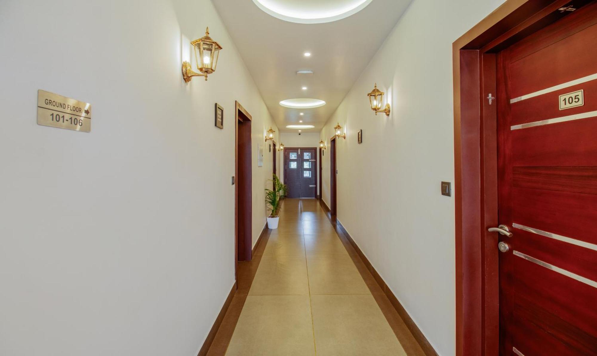 Treebo Amigos Residency Cochin Airport Hotel Kochi ภายนอก รูปภาพ